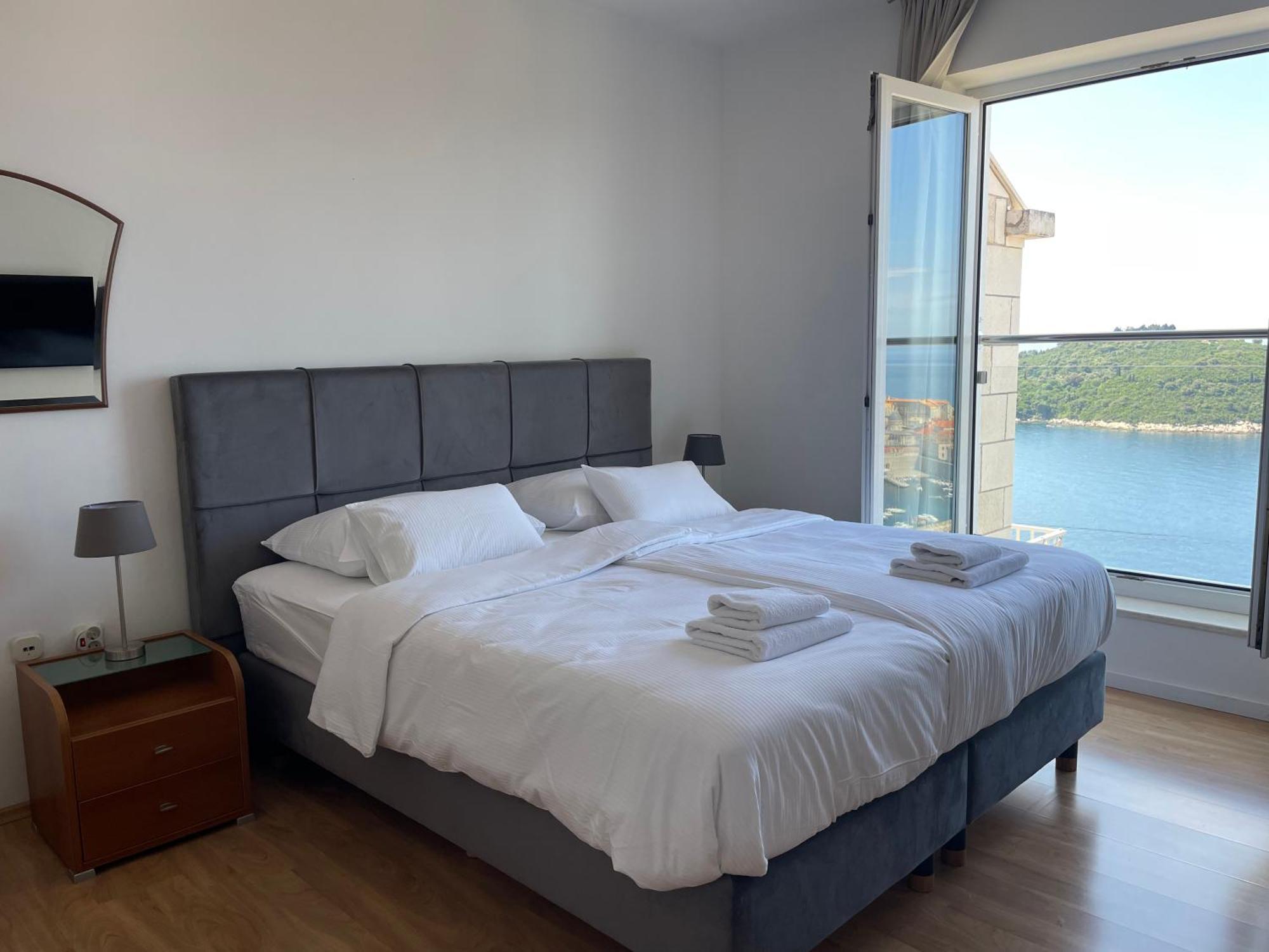 Apartment Laura,Amazing View! Дубровник Екстериор снимка