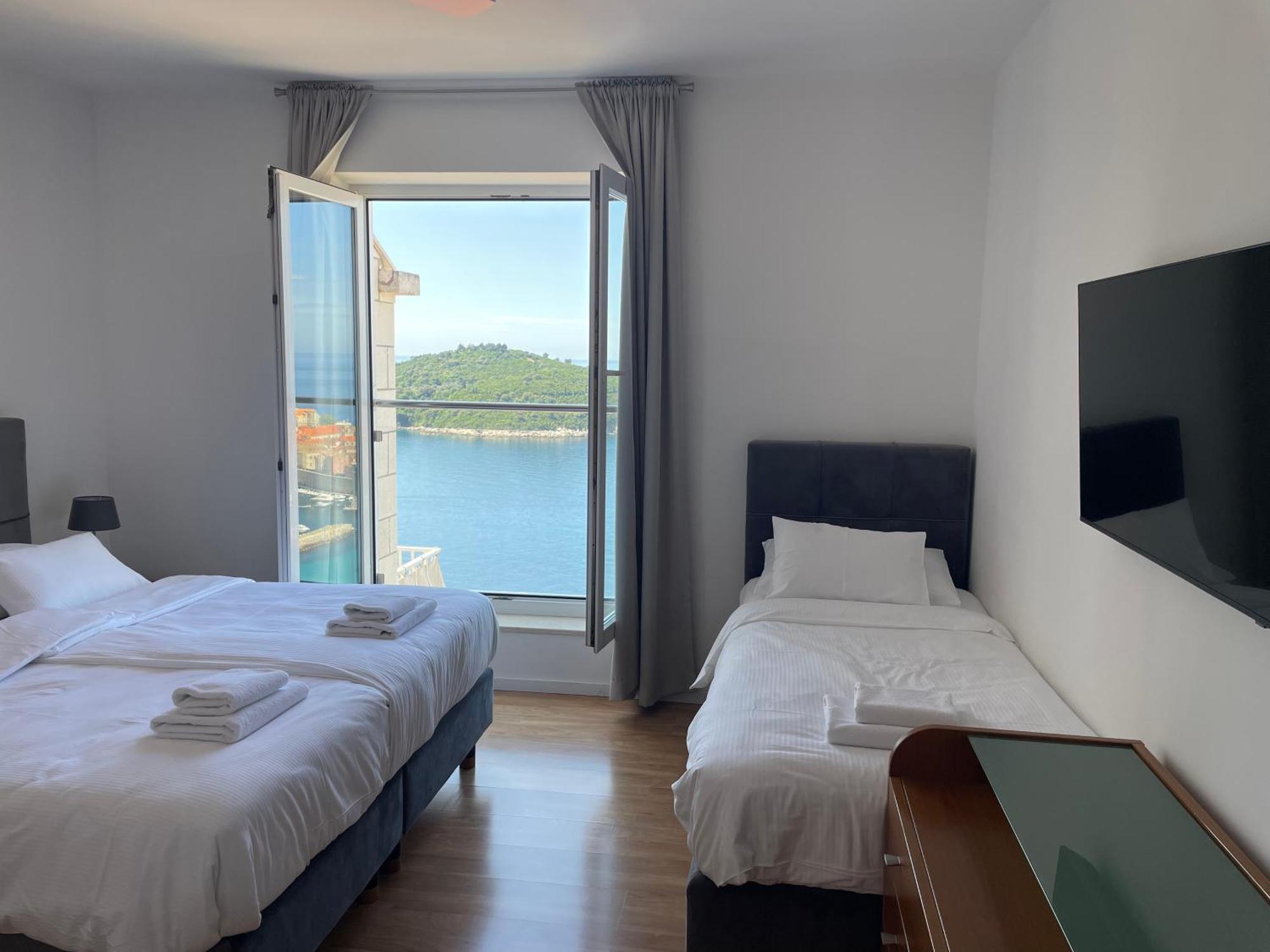 Apartment Laura,Amazing View! Дубровник Екстериор снимка